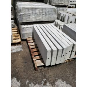 4 to 3in x 18in x 48in Precast Coping