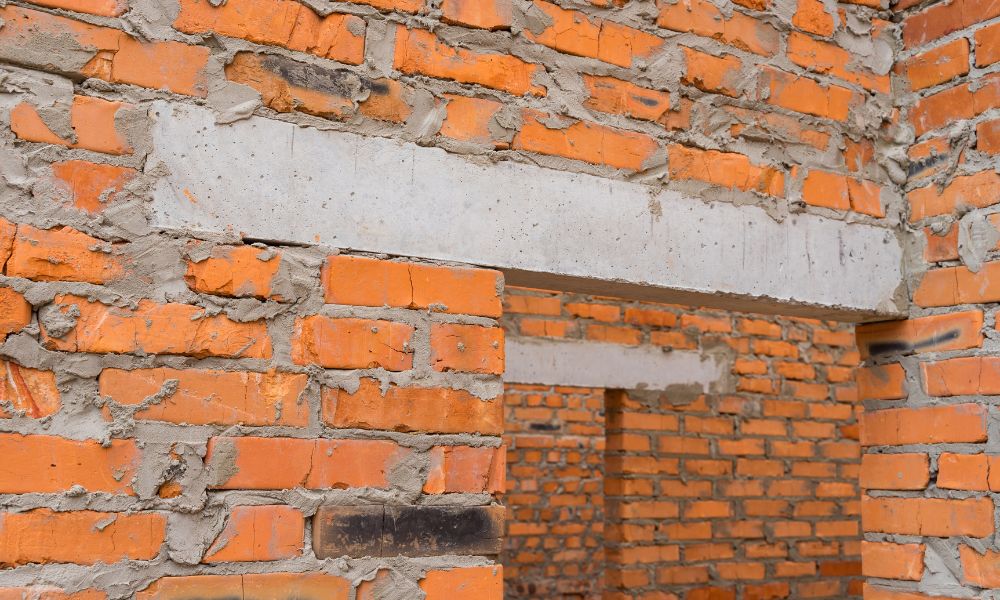 The Difference Between Steel and Concrete Lintels